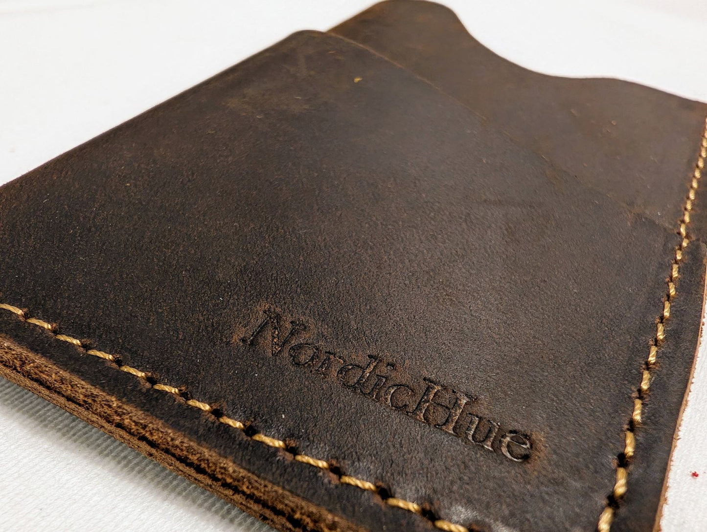 Norrskenet mörkbrun korthållare